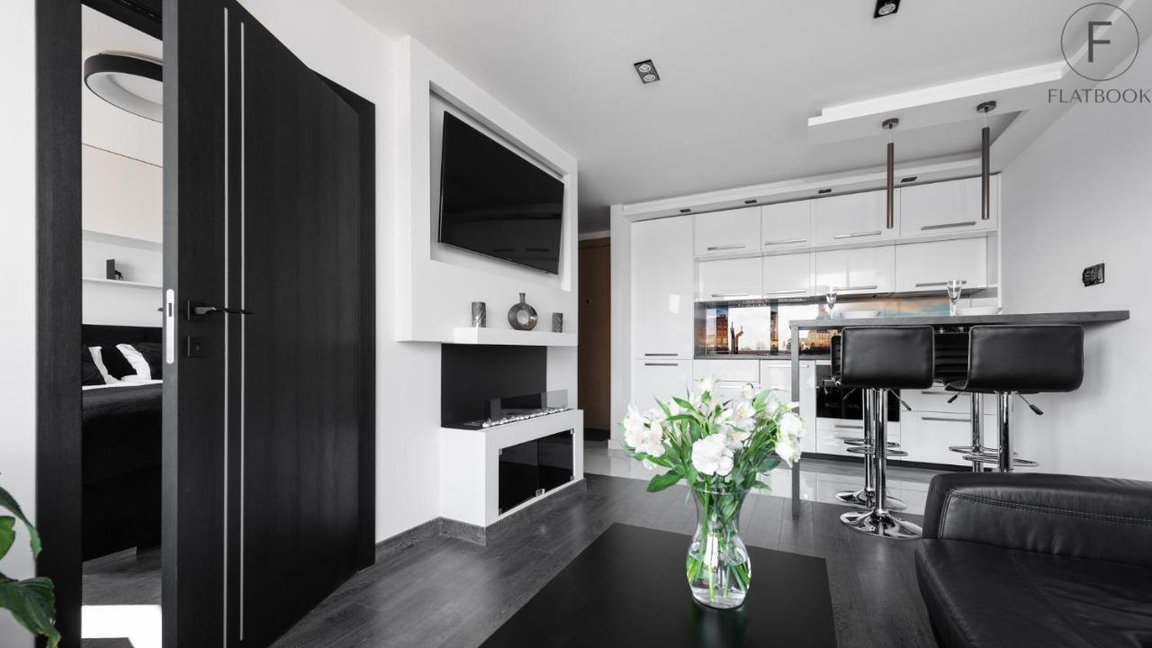 Flatbook Apartments Waterlane Island Spa With Riverview Gdansk Bagian luar foto